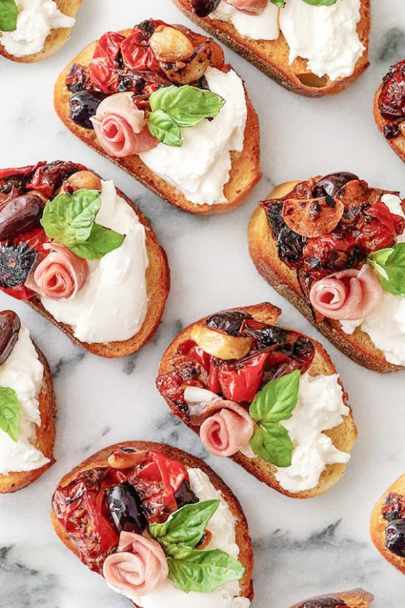 Bruschetta With Burrata, Seared Tomatoes & Roasted Garlic | CatchMyParty.com Bruschetta With Burrata, Seared Tomatoes & Roasted Garlic