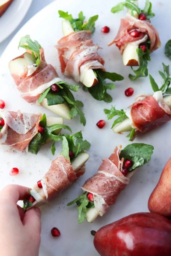 Prosciutto Wrapped Pears with Arugula | CatchMyParty.com Prosciutto Wrapped Pears with Arugula
