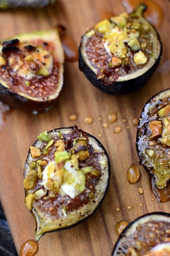 Roasted Figs With Goat Cheese and Honey | CatchMyParty.com Roasted Figs With Goat Cheese and Honey
