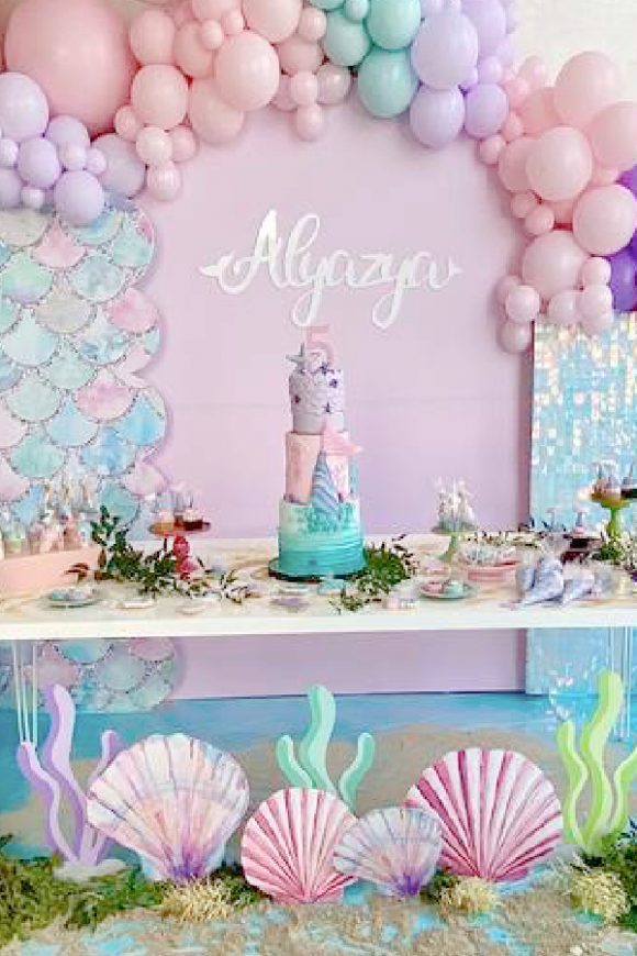Mermaid birthday party | CatchMyParty.com Mermaid birthday party