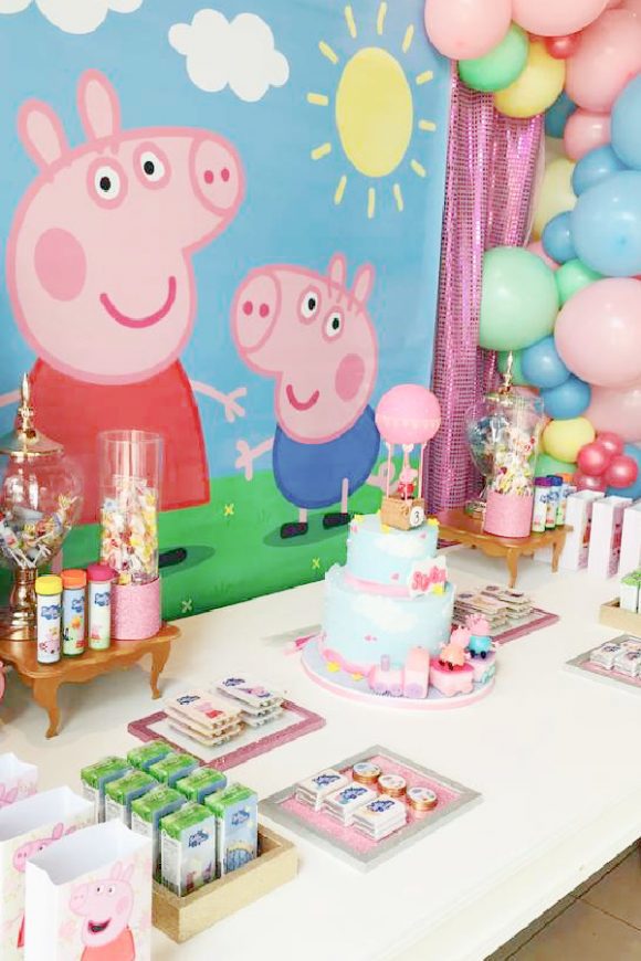 Peppa Pig birthday party | CatchMyParty.com Peppa Pig birthday party