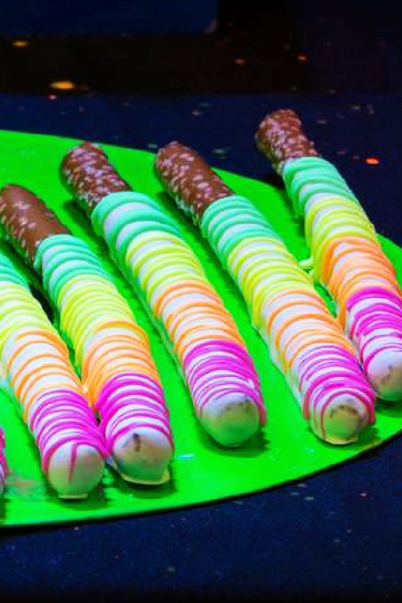 Chocolate Neon Pretzels | Catchmyparty.com Chocolate Neon Pretzels