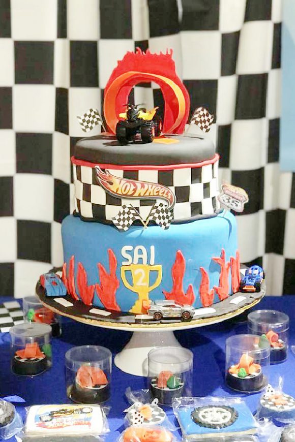Hot Wheels 2nd Birthday Parties | CatchMyParty.com Hot Wheels 2nd Birthday Parties