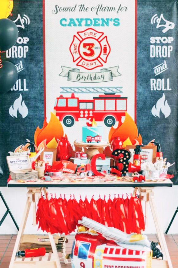 Firefighter birthday party | CatchMyParty.com Firefighter birthday party