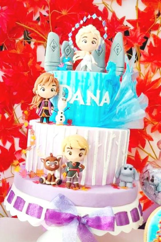 Cute Frozen 2 Birthday Cake