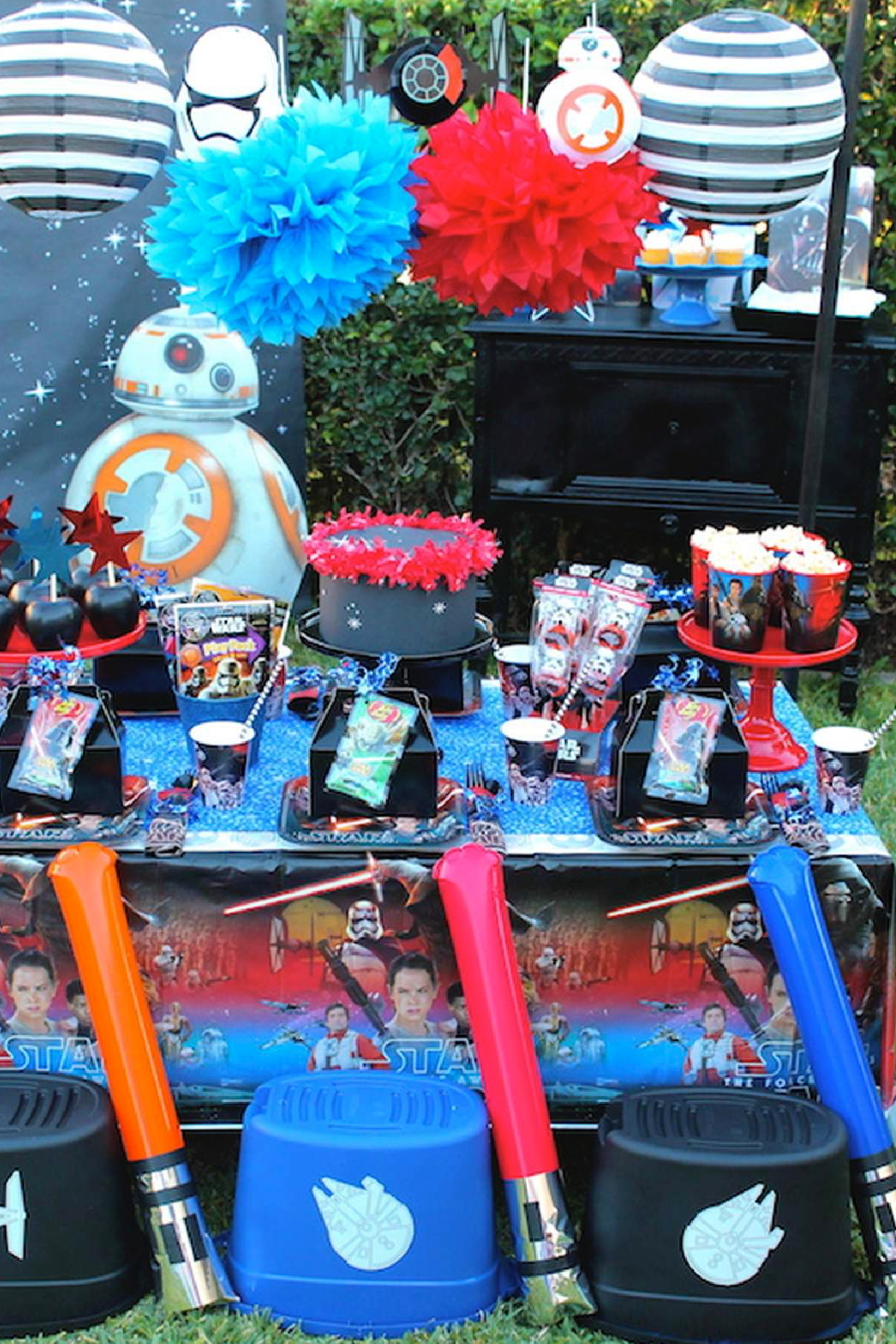 Star Wars Table Settings