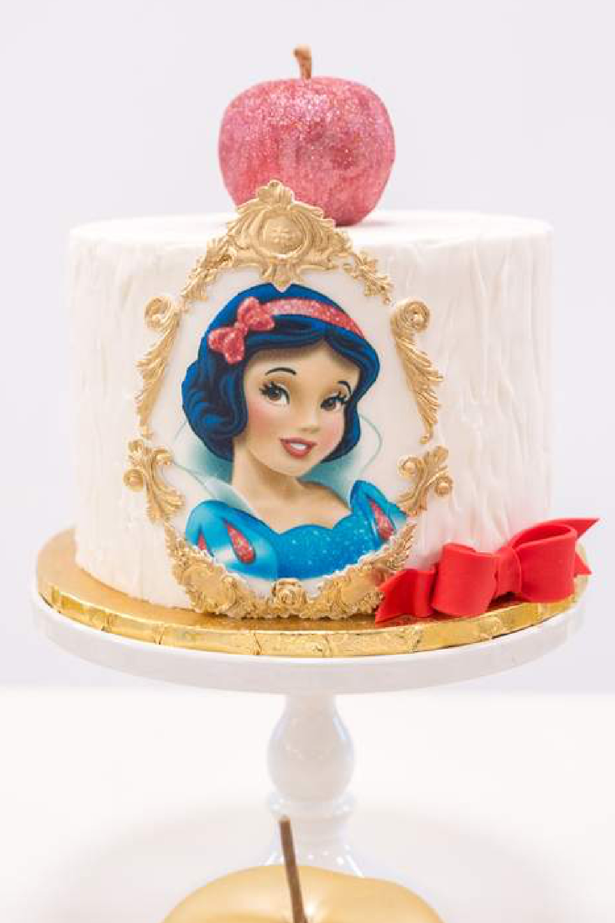 Snow White 1st birthday party
