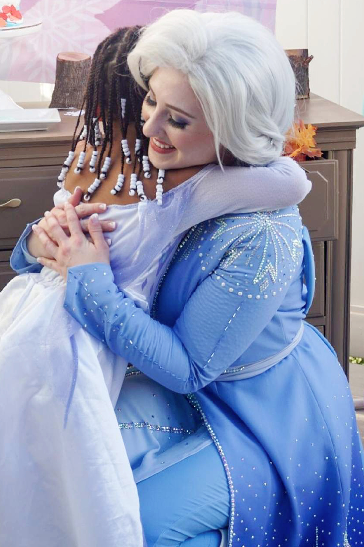 Elsa Entertainer