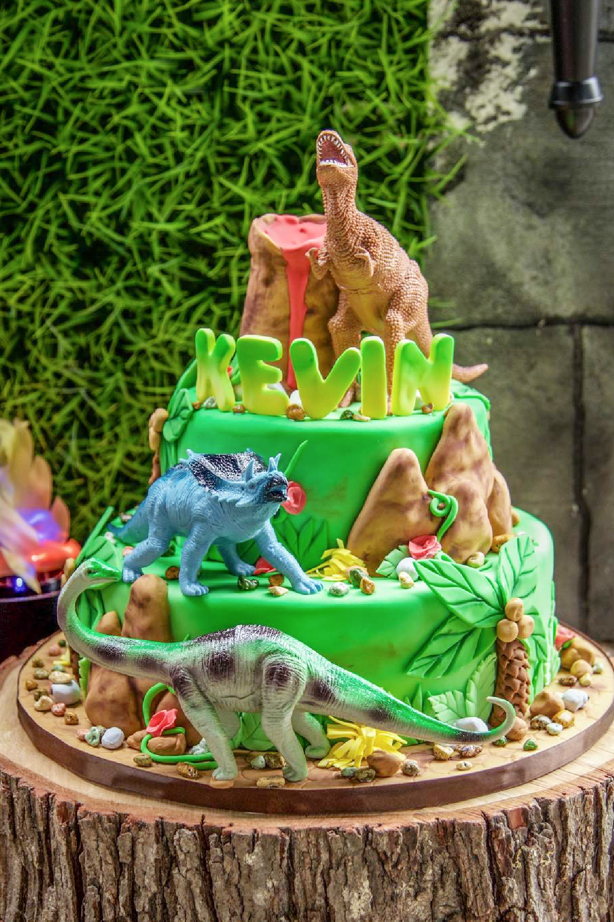 Dinosaur  Birthday Cake