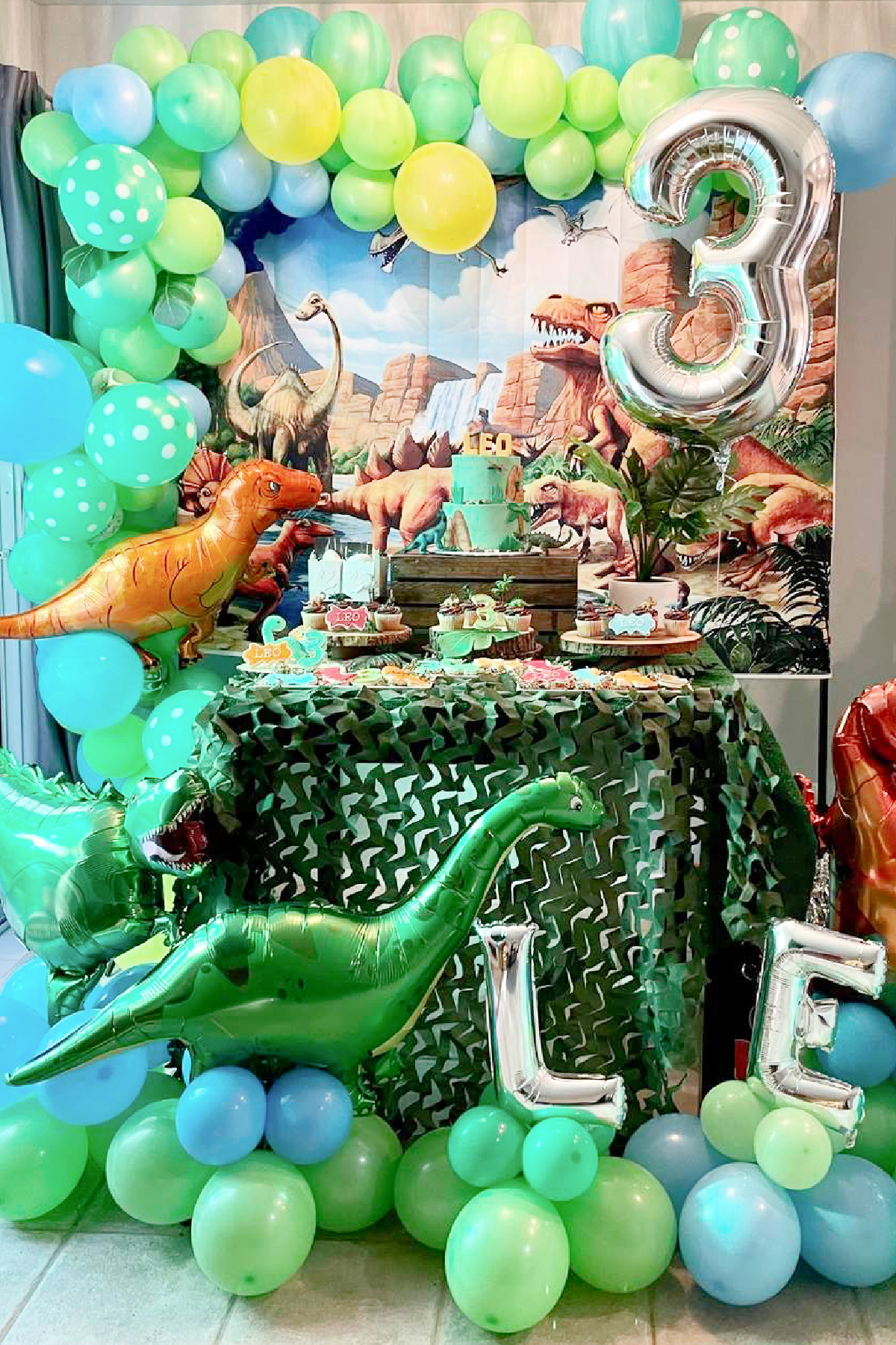 Dinosaur Dessert Table