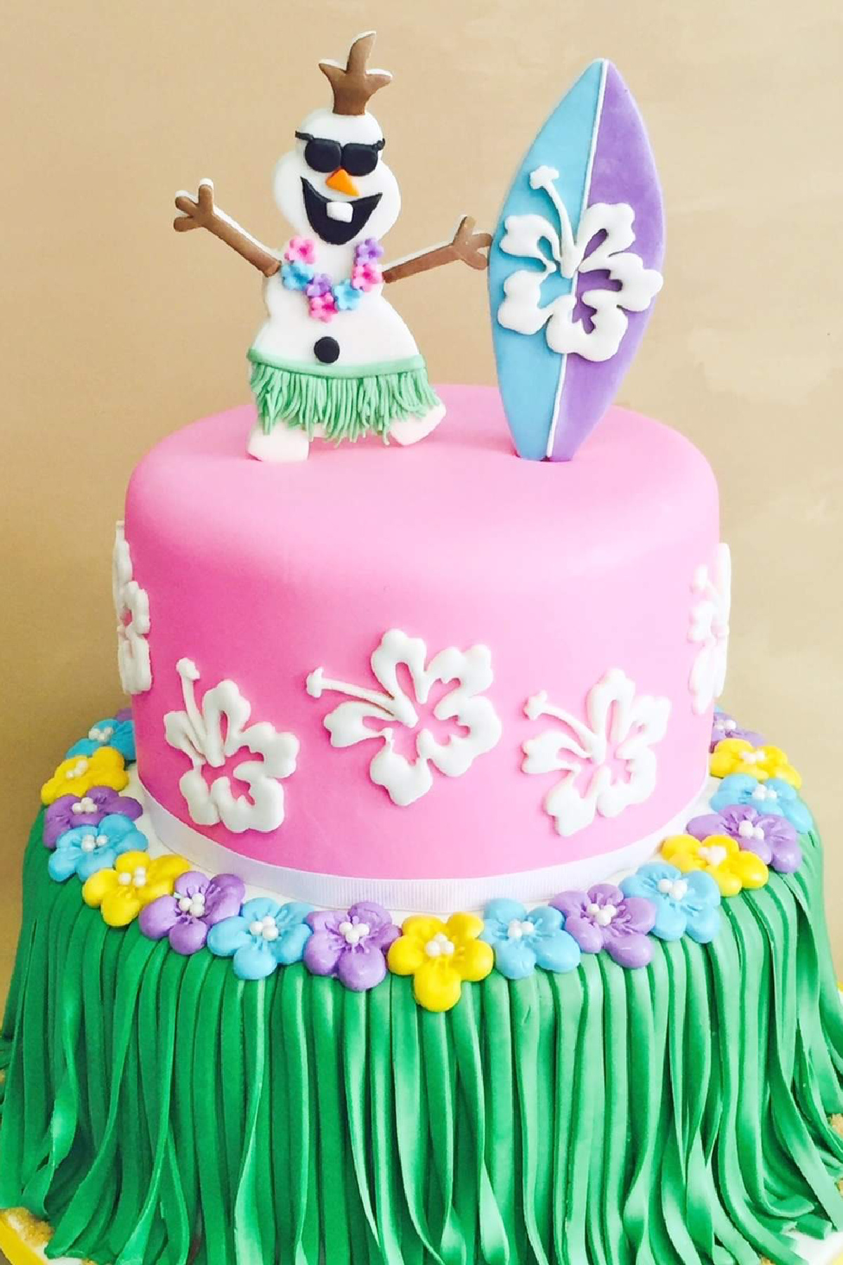 Luau Olaf Summer Birthday Cake