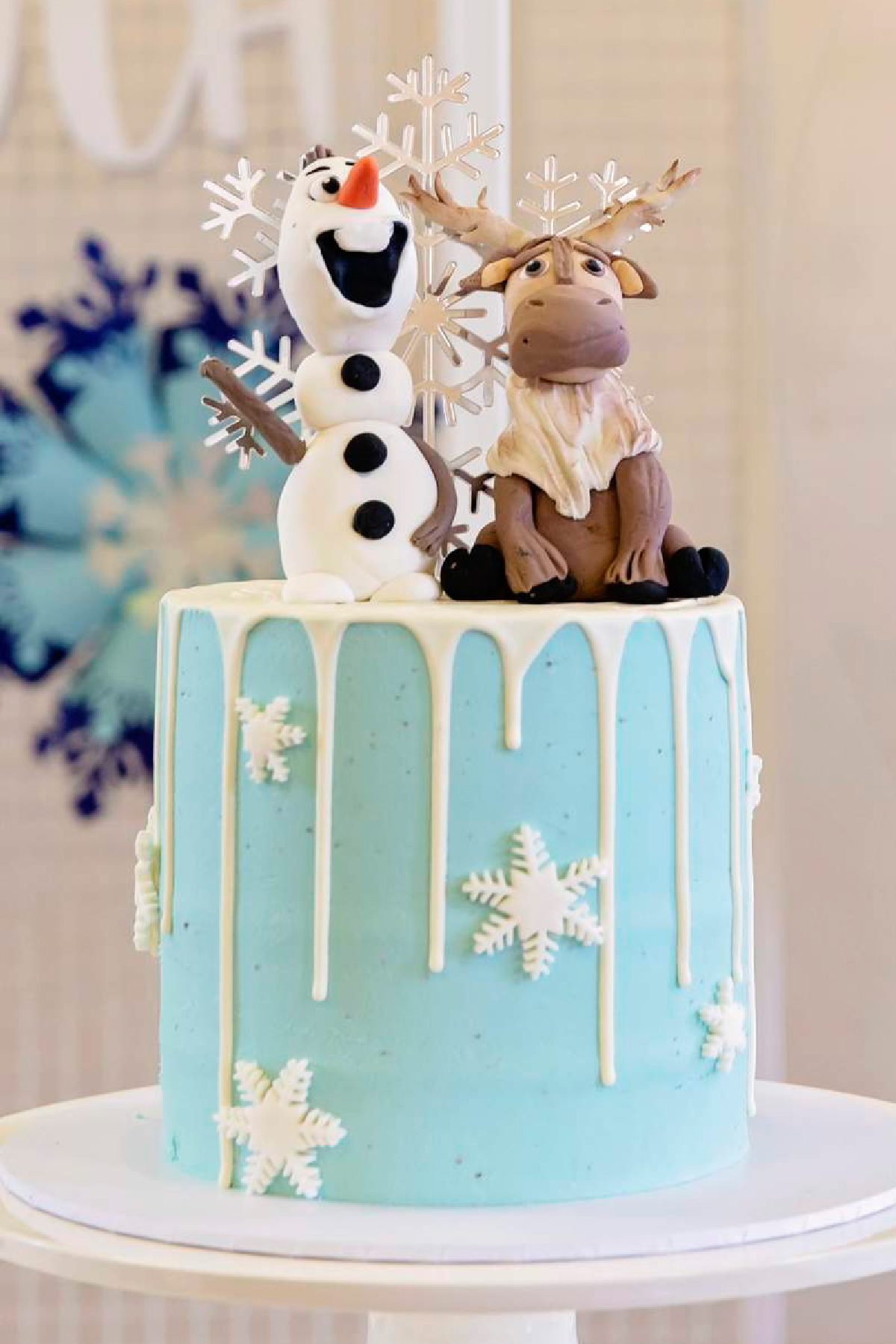 Olaf and Sven Drip Birthday Cake