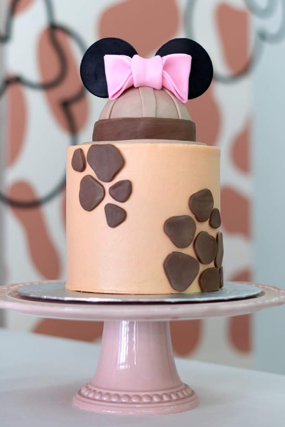 Minnie Mouse Safari Birthday Cake