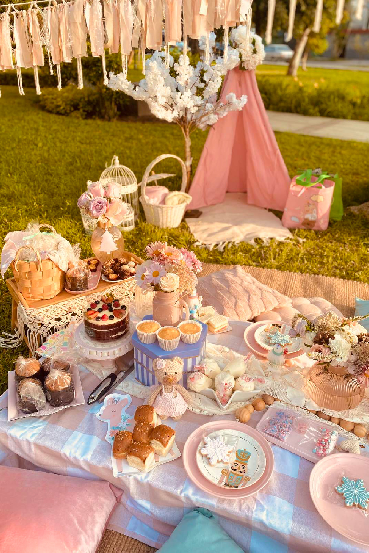 Christmas Picnic Party Christmas Picnic Party