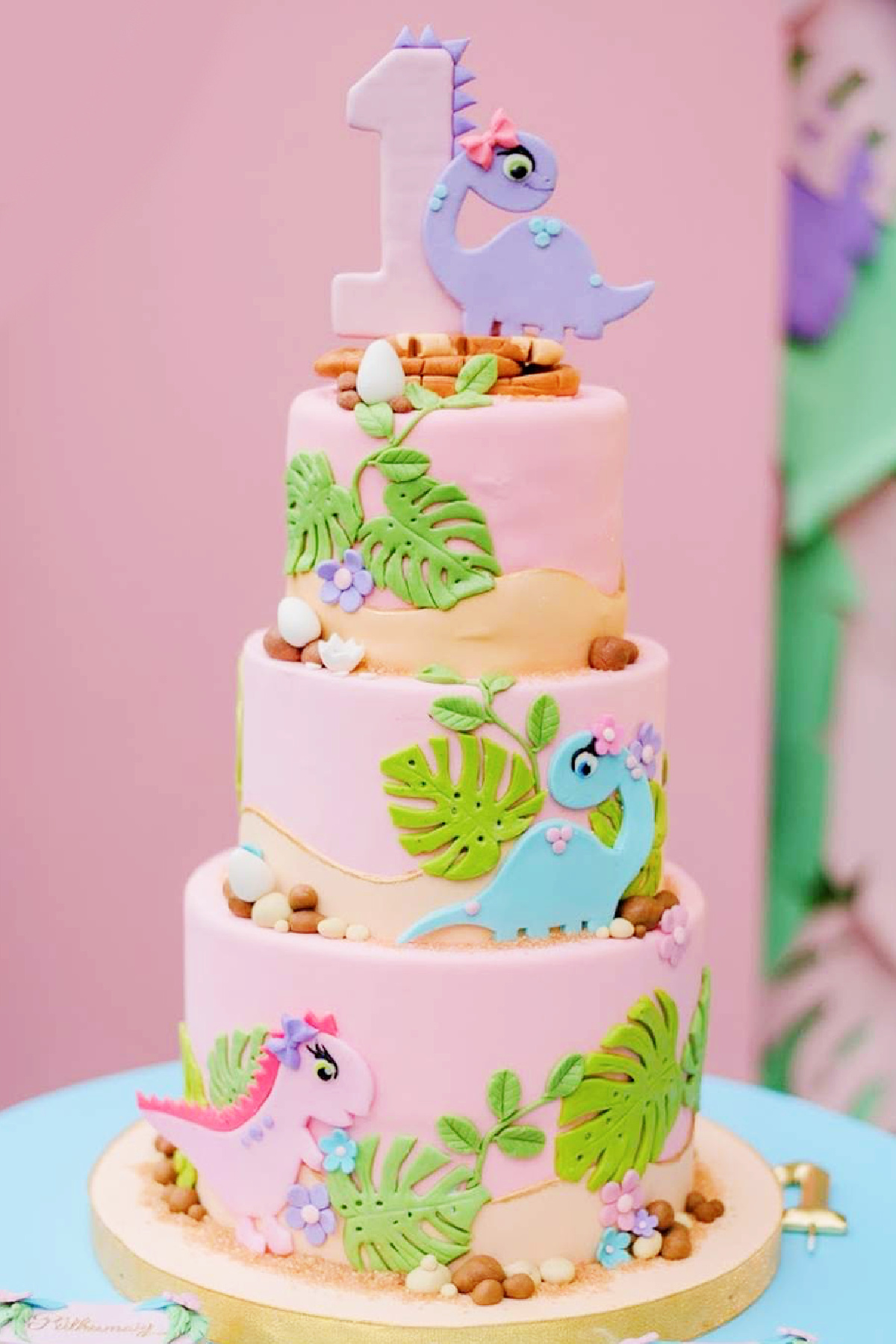 Sweet Pink Girly Dinosaur Cake 