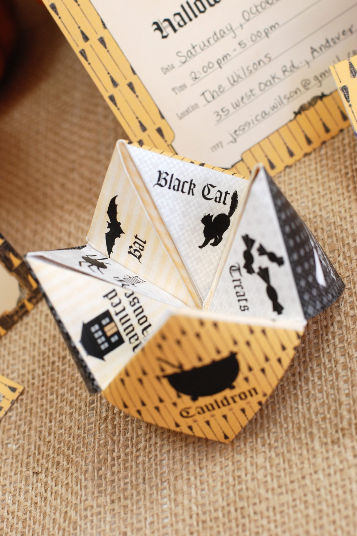 FREE Halloween 'Cootie Catcher' Fortune Teller