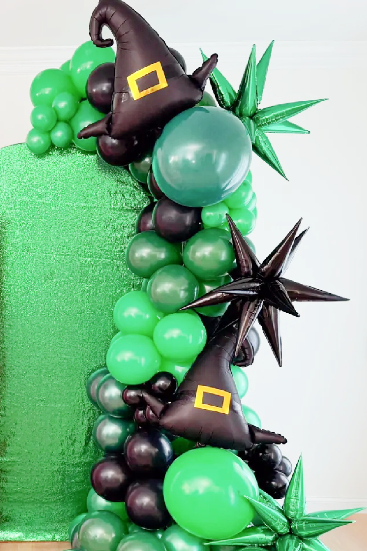 Elphaba Ballon Garland