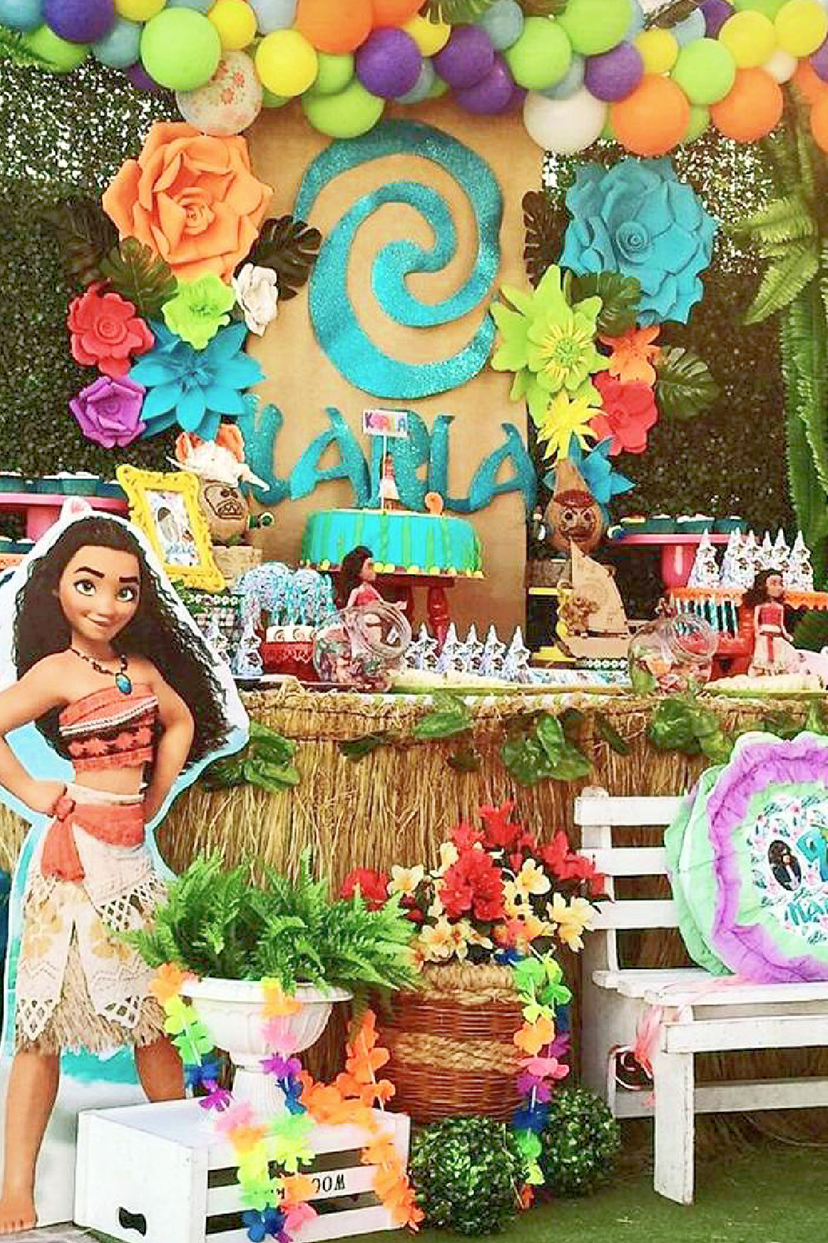 Lush Tropical Moana Dessert Table Lush Tropical Moana Dessert Table